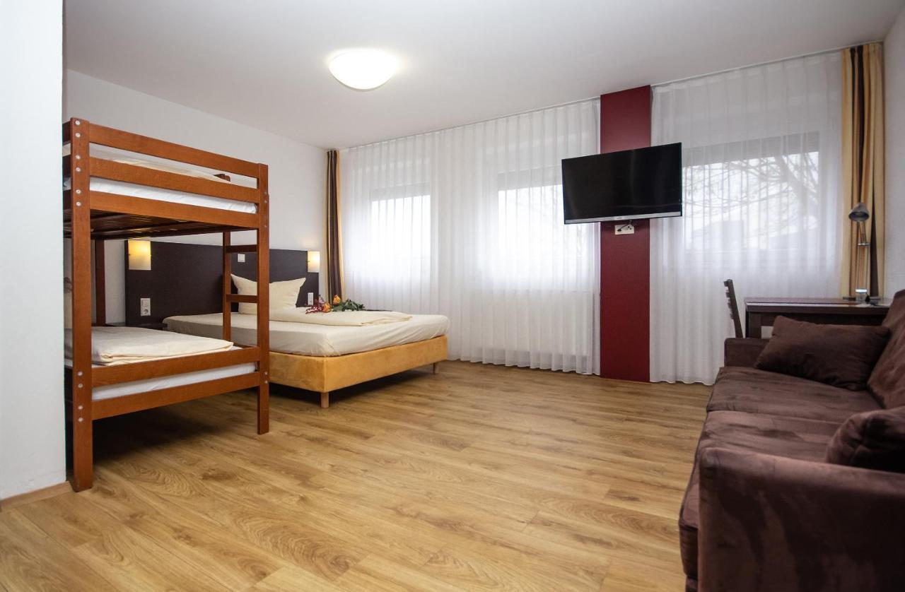 Iq-Hotel Langenau Exterior photo